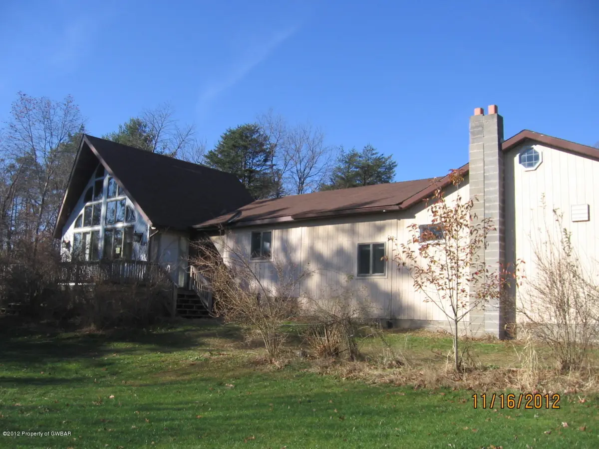 485 S MAIN Road, Mountain Top in Mountain Top