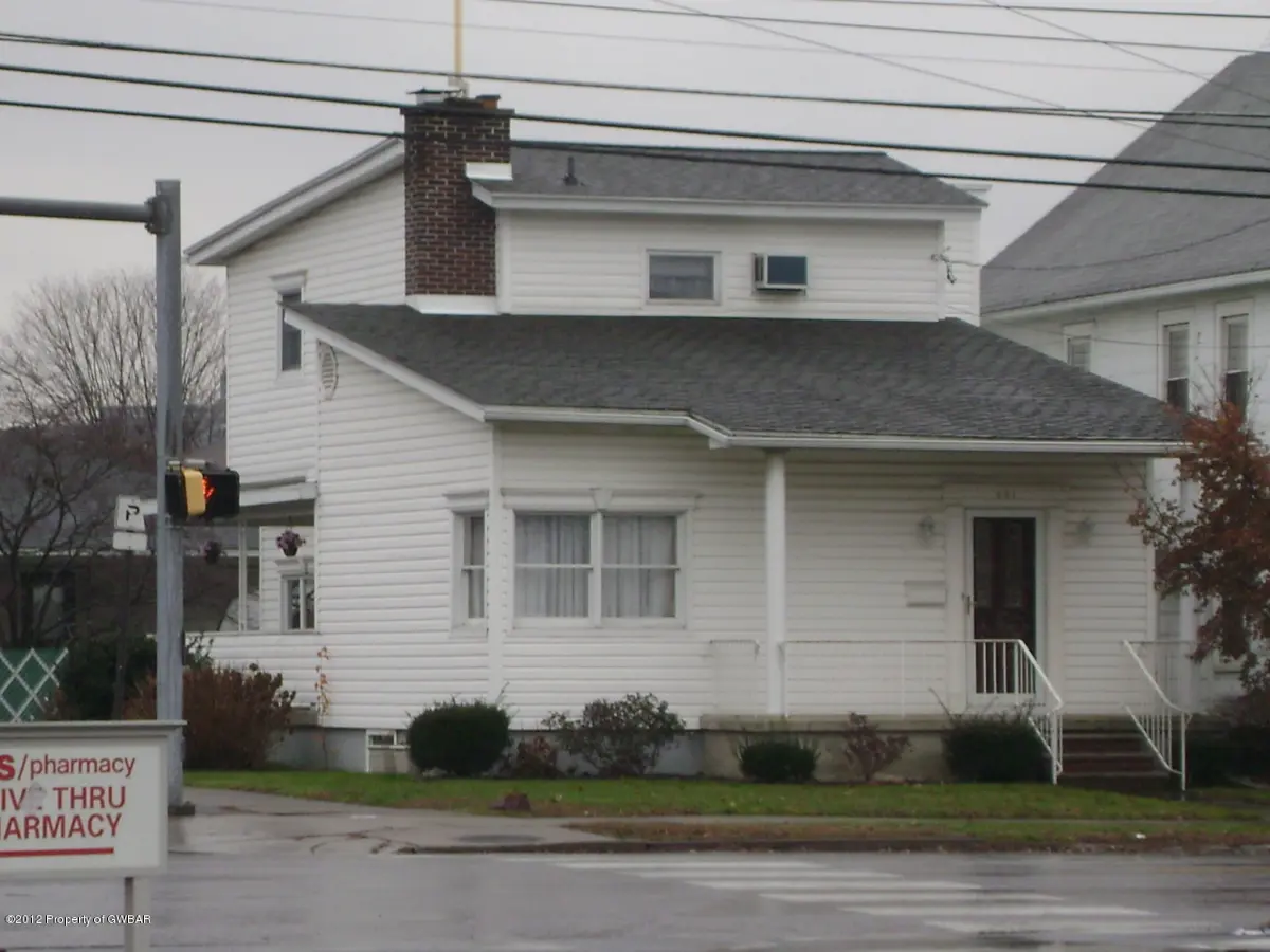 951 Wyoming Avenue, West Pittston in West Pittston