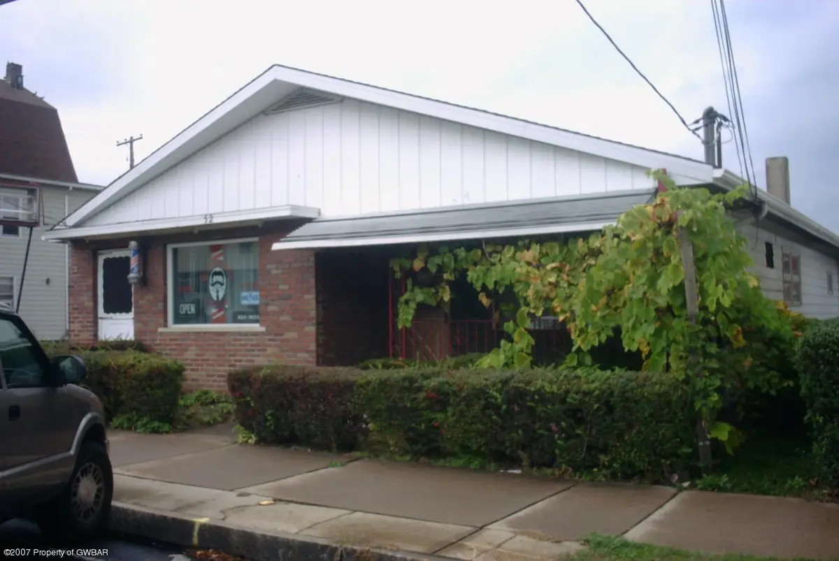 52 Lee Park Avenue, Hanover Township in Hanover Township
