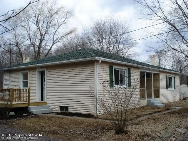 1048 Lower Demunds Road, Dallas in Dallas