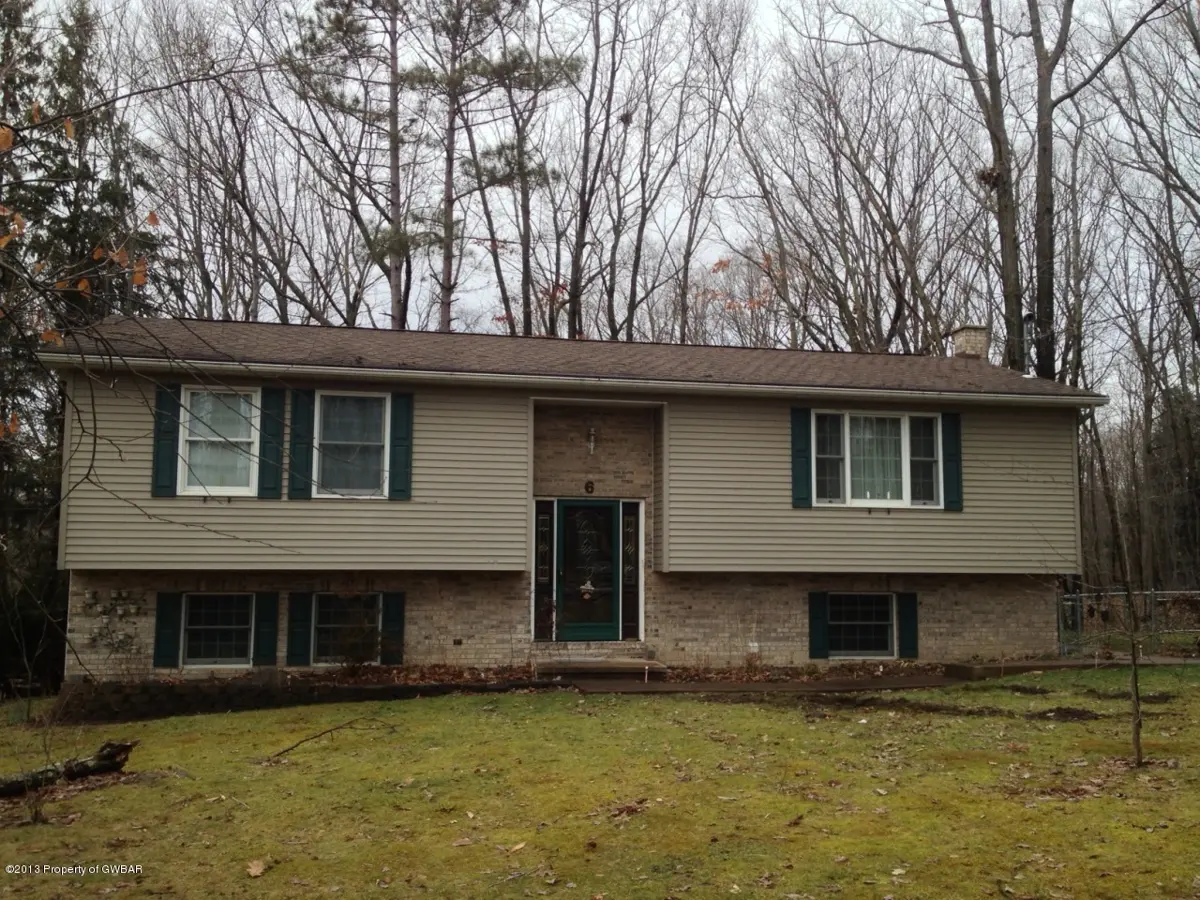 6 Schultz Lane, Mountain Top in Mountain Top