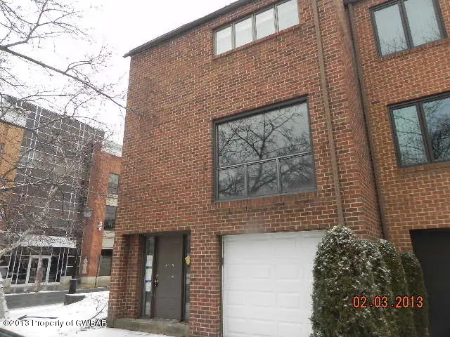 64 JEFFERSON Lane, Wilkes-Barre in Wilkes-Barre