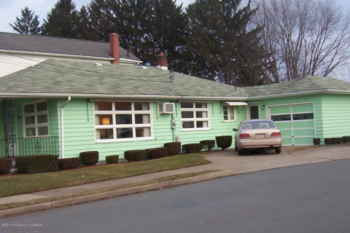 250 LYNDWOOD Avenue, Hanover Township in Hanover Township
