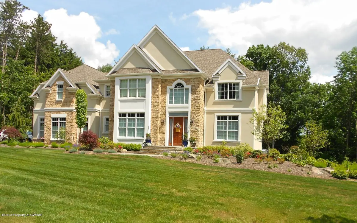 29 Cobblestone Lane, Shavertown in Shavertown