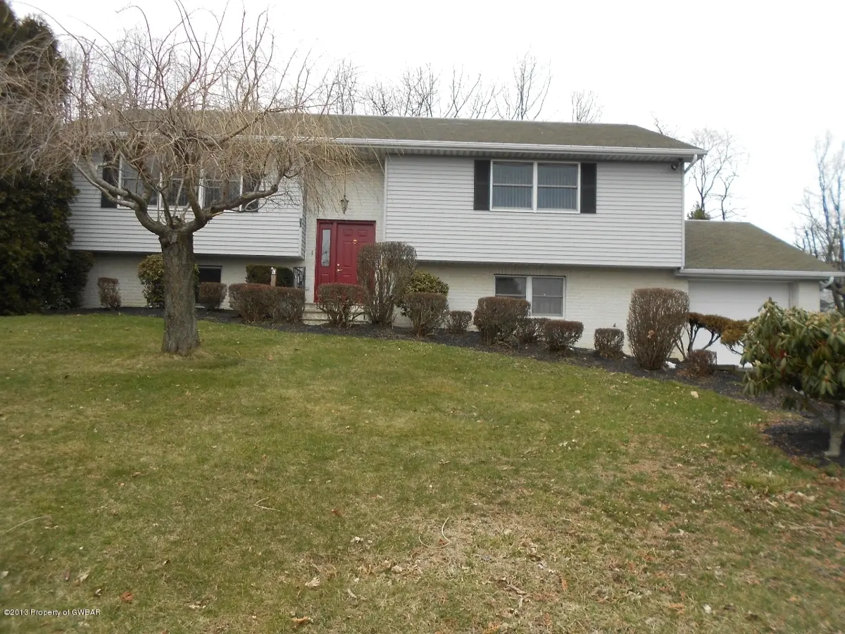 10 CHERRYWOOD Drive, Laflin in Laflin