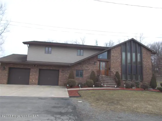 3 RAYMOND Drive, Hanover in Hanover