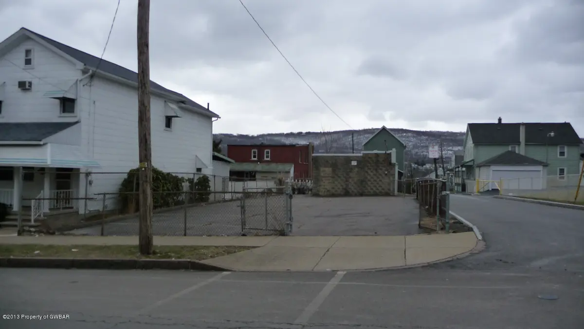 186 S MEADE Street, Wilkes-Barre in Wilkes-Barre