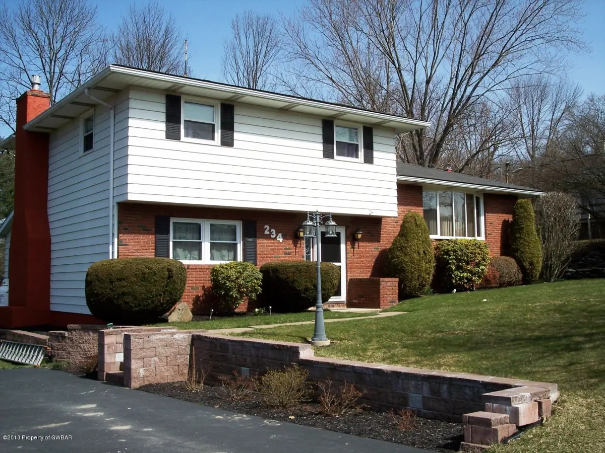 234 Briarwood Drive, Shavertown in Shavertown