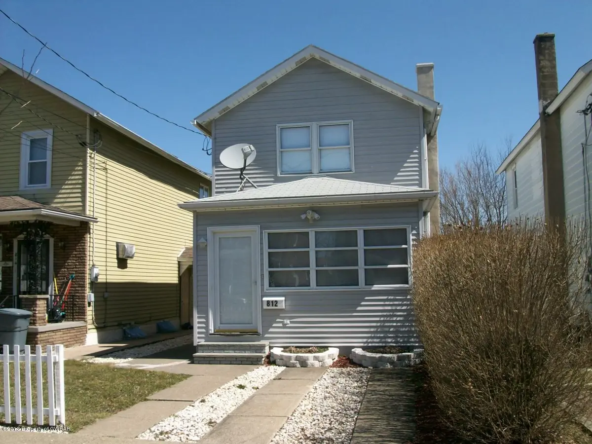 812 Luzerne Avenue, West Pittston in West Pittston