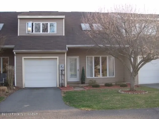 615 WILLOW CREST Drive, Pittston in Pittston