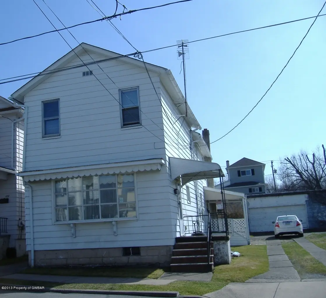185 E RAILROAD Street, Pittston in Pittston