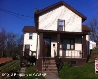 372 HOYT Street, Pringle in Pringle