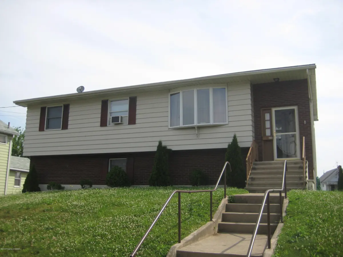 29 Courtright Avenue, Wilkes-Barre in Wilkes-Barre