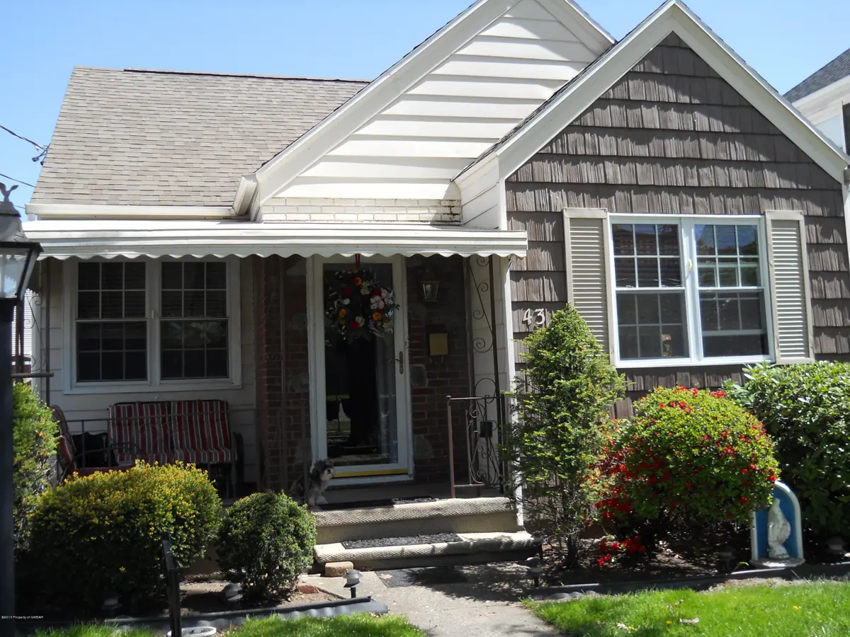 43 RICHMONT Avenue, Wilkes-Barre in Wilkes-Barre