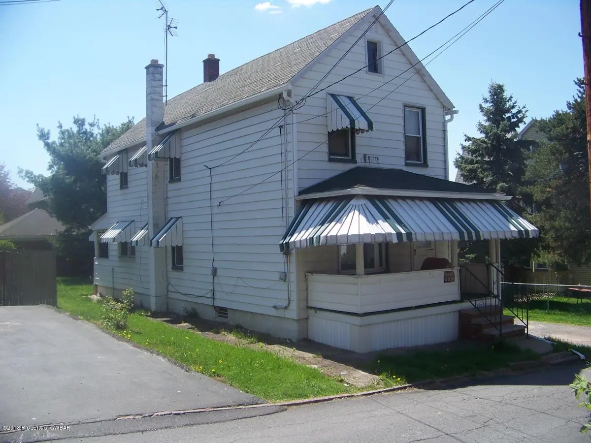 35 Harkins Lane, Wilkes-Barre in Wilkes-Barre