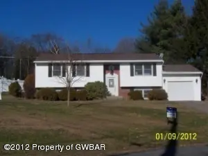 115 Crest Street, Pittston in Pittston