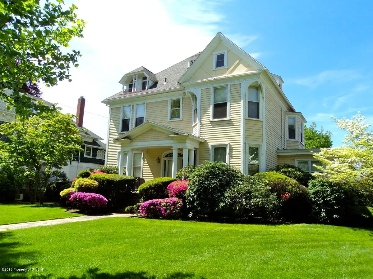 111 York Avenue, West Pittston in West Pittston