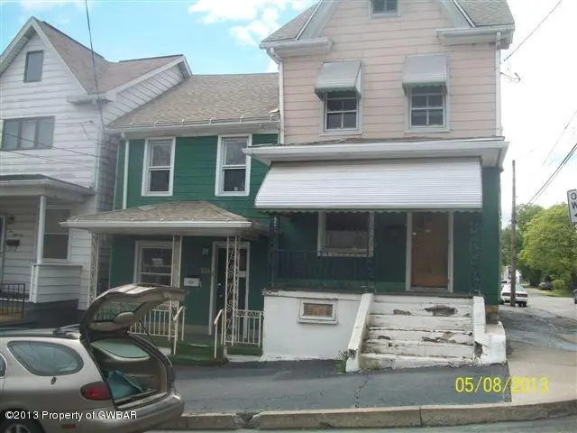 558-560 SEYBERT Street, Hazleton in Hazleton