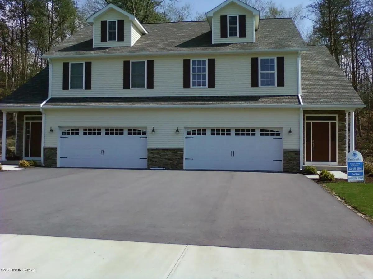41 SOMERSET Drive, Hanover Township in Hanover Township