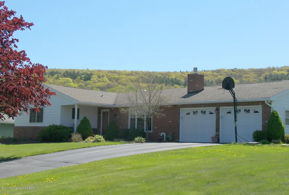 1071 Meadowcrest Drive, Shavertown in Shavertown