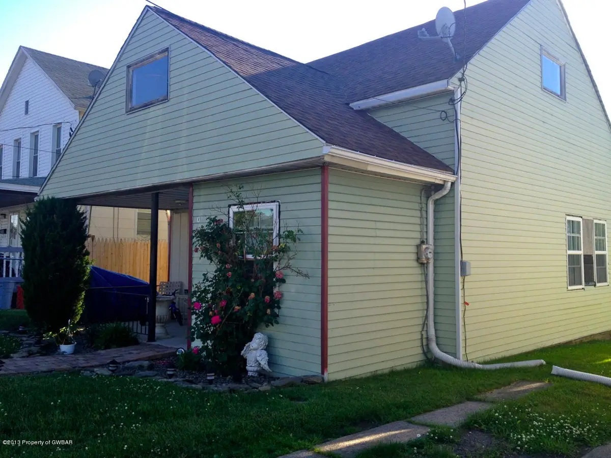 217 PROSPECT Street, Dunmore in Dunmore