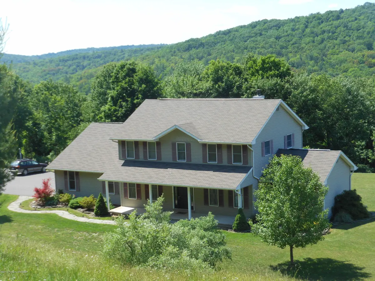 467 Cragle Hill Road, Shickshinny in Shickshinny