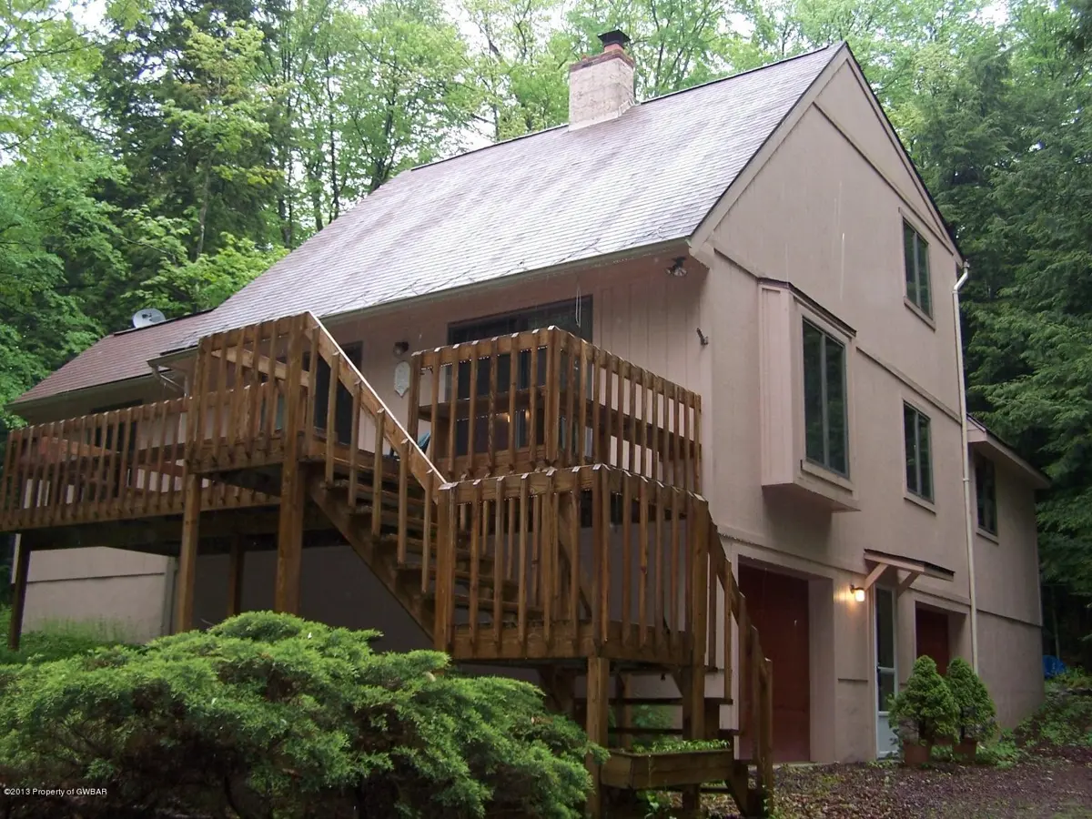 38 Lewis Drive, Cul-de-Sac, Bear Creek Village in Bear Creek Village