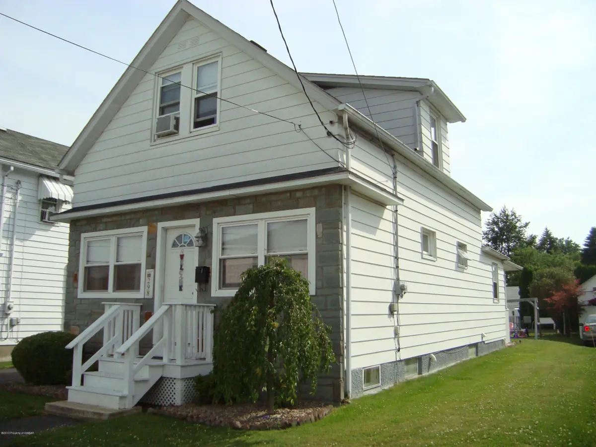 298 W Sixth Street, West Wyoming in West Wyoming