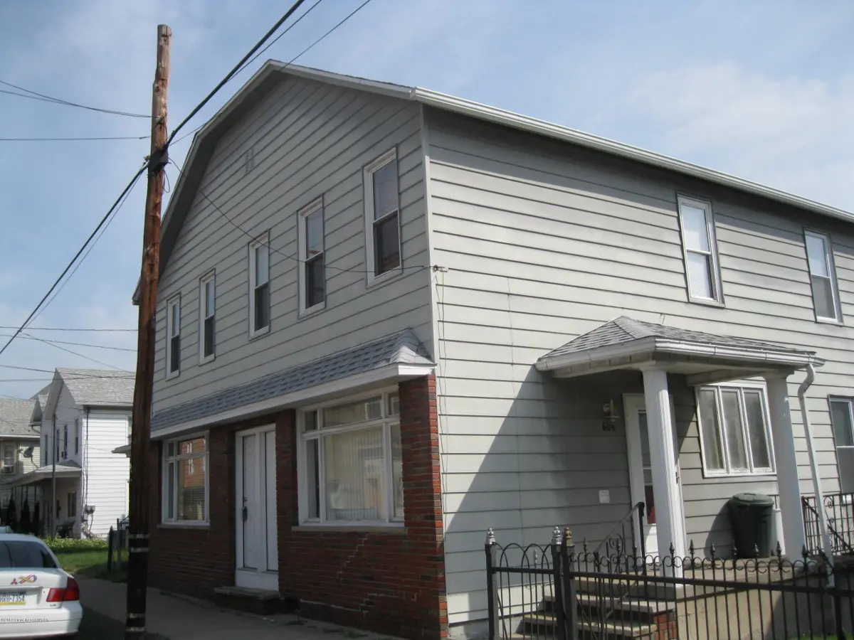 60 E COLUMBUS Avenue, Pittston in Pittston