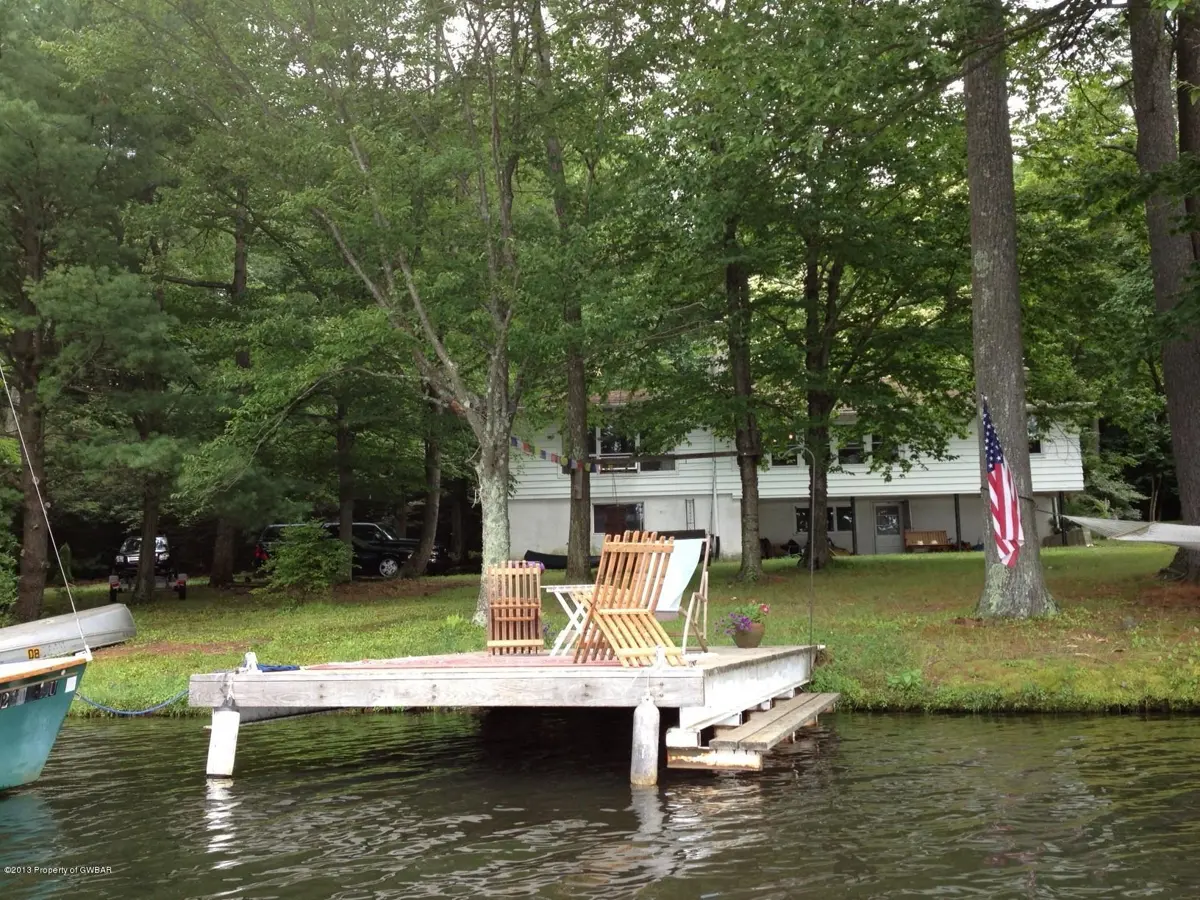 208 PINECREST Lane, Shickshinny in Shickshinny
