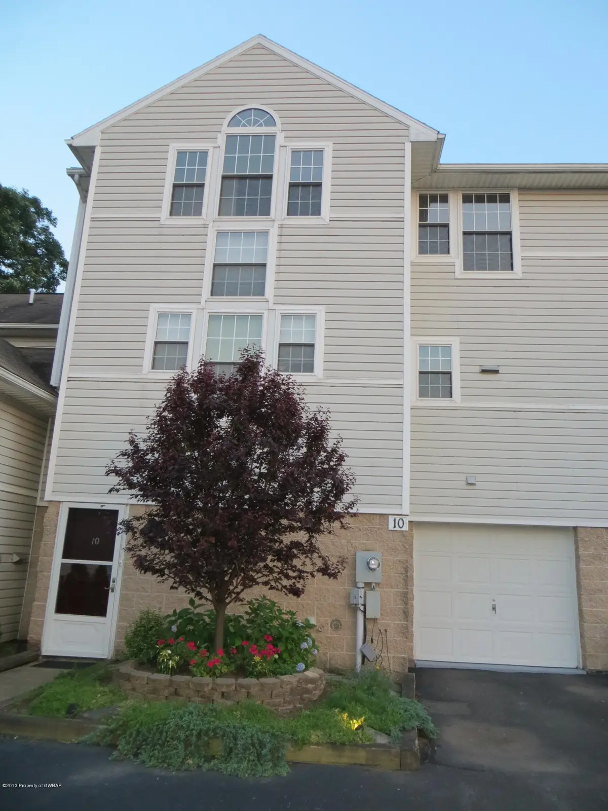 10 Allenberry Drive, Hanover Township in Hanover Township
