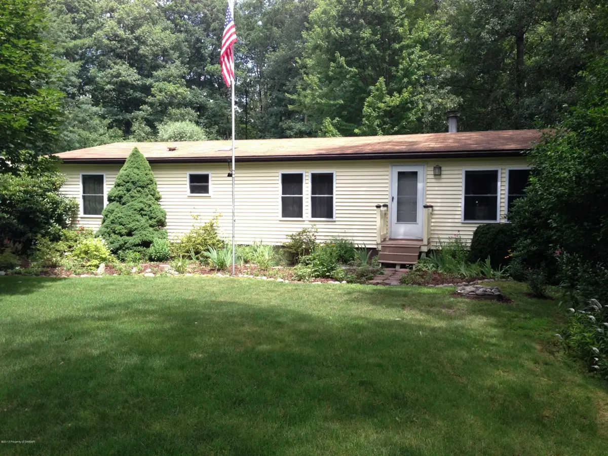 350 PARK Drive, Mountain Top in Mountain Top