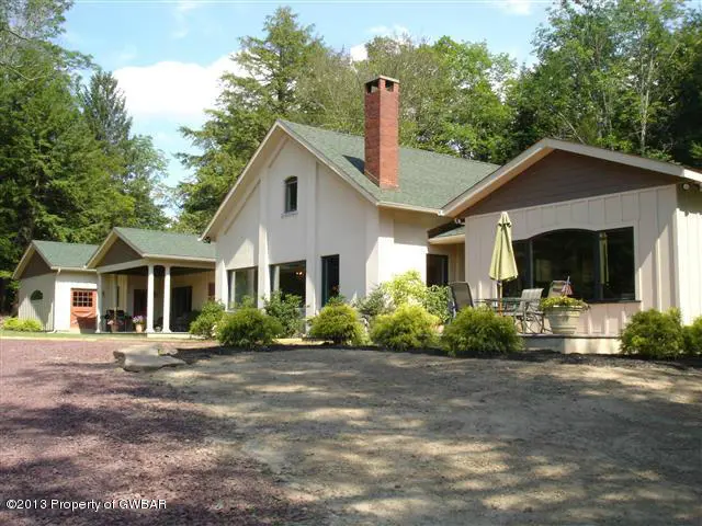171 Beaupland Road, Bear Creek Village in Bear Creek Village