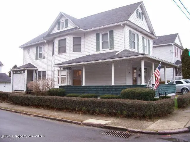 80 WASHINGTON Street, Edwardsville in Edwardsville