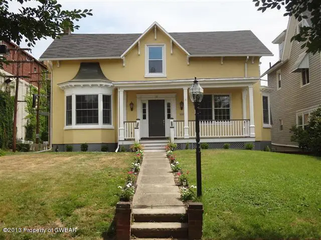 12 Delaware Avenue, West Pittston in West Pittston