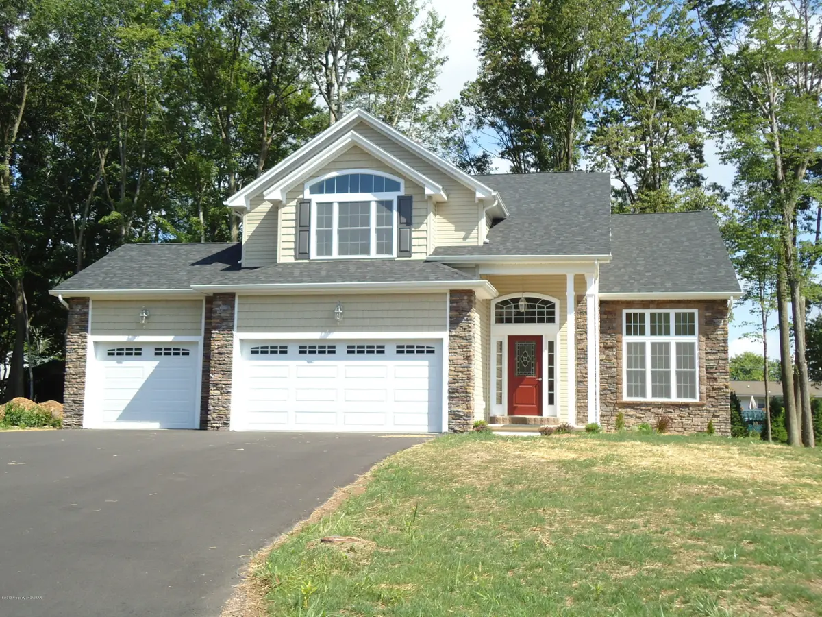 510 Ryan Way, Mountain Top in Mountain Top