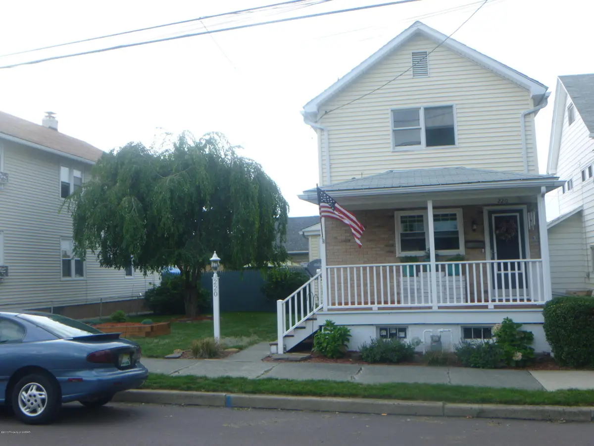 220 E CHURCH Street, Nanticoke in Nanticoke