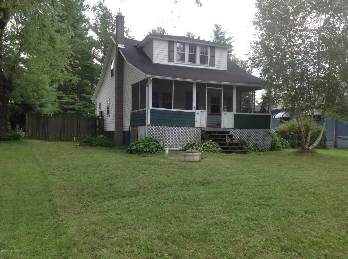73 Lakeview Drive, Sweet Valley in Sweet Valley