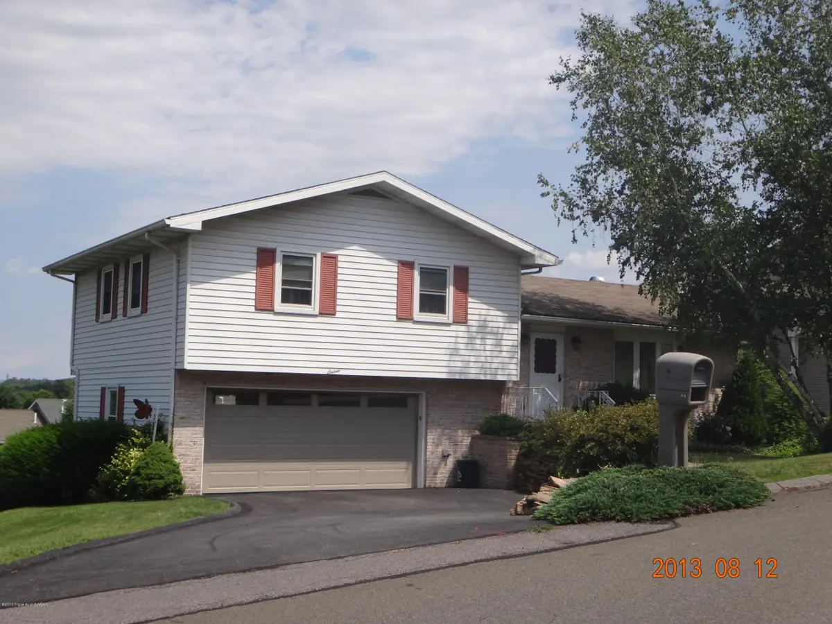 16 BIRCH Avenue, Plains in Plains
