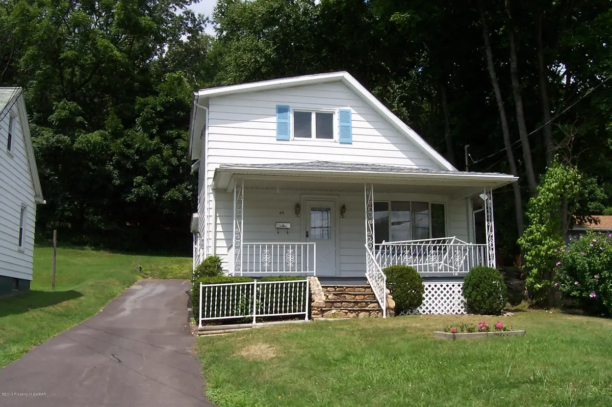 69 W Mt. Airy Road, Shavertown in Shavertown