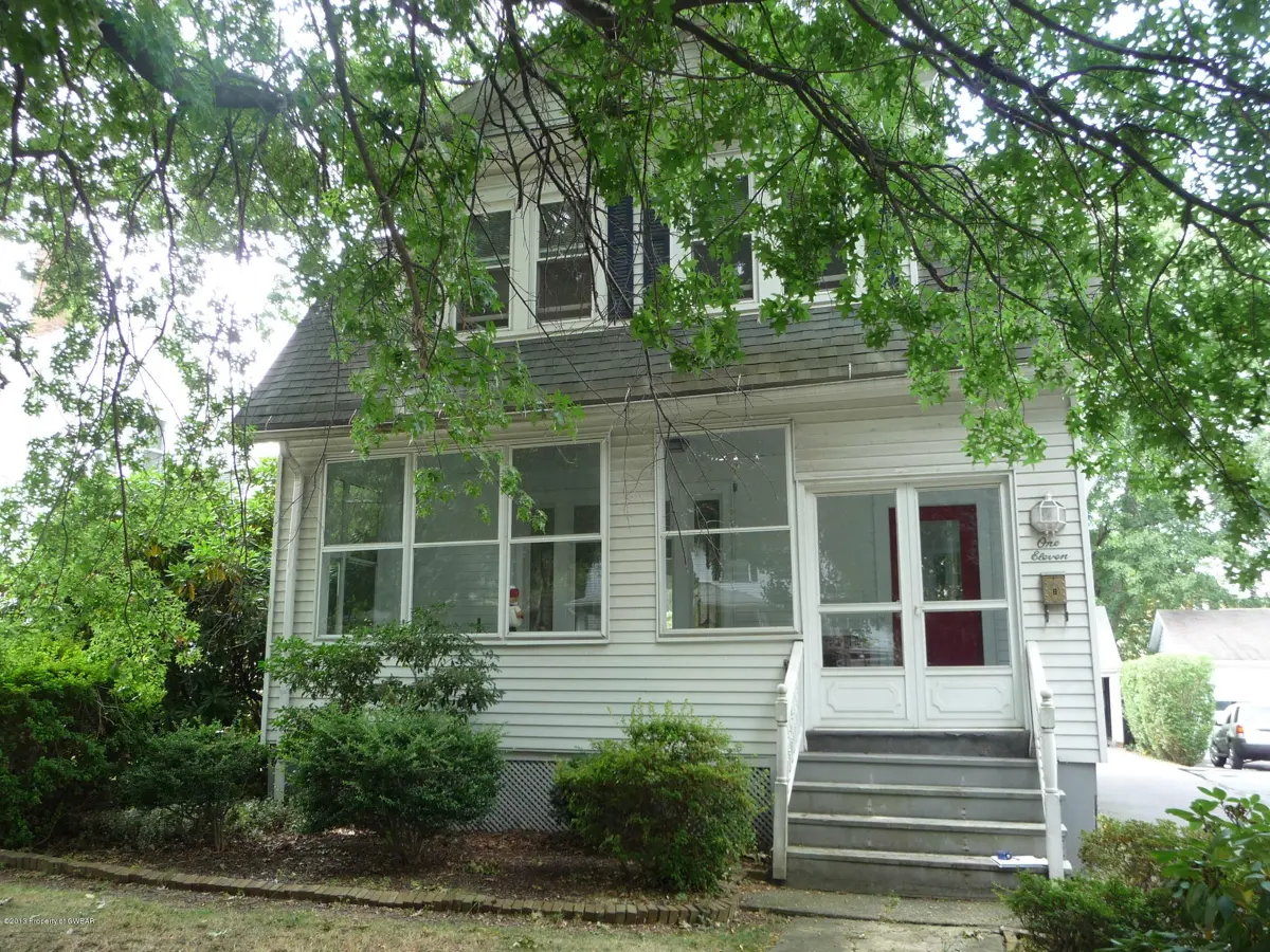 111 Center Street, Forty Fort in Forty Fort