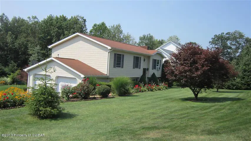 28 Parkland Drive, Mountain Top in Mountain Top