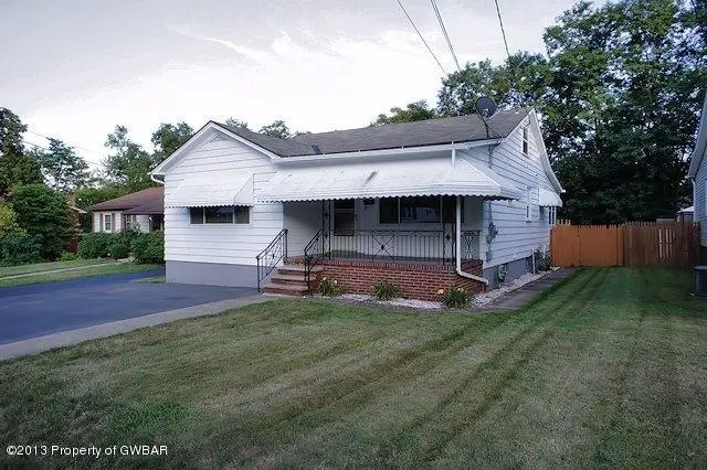 69 E Grove Street, Edwardsville in Edwardsville