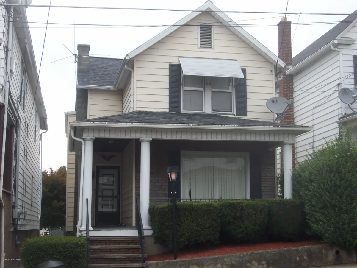 30 Oxford Street, Hanover Township in Hanover Township