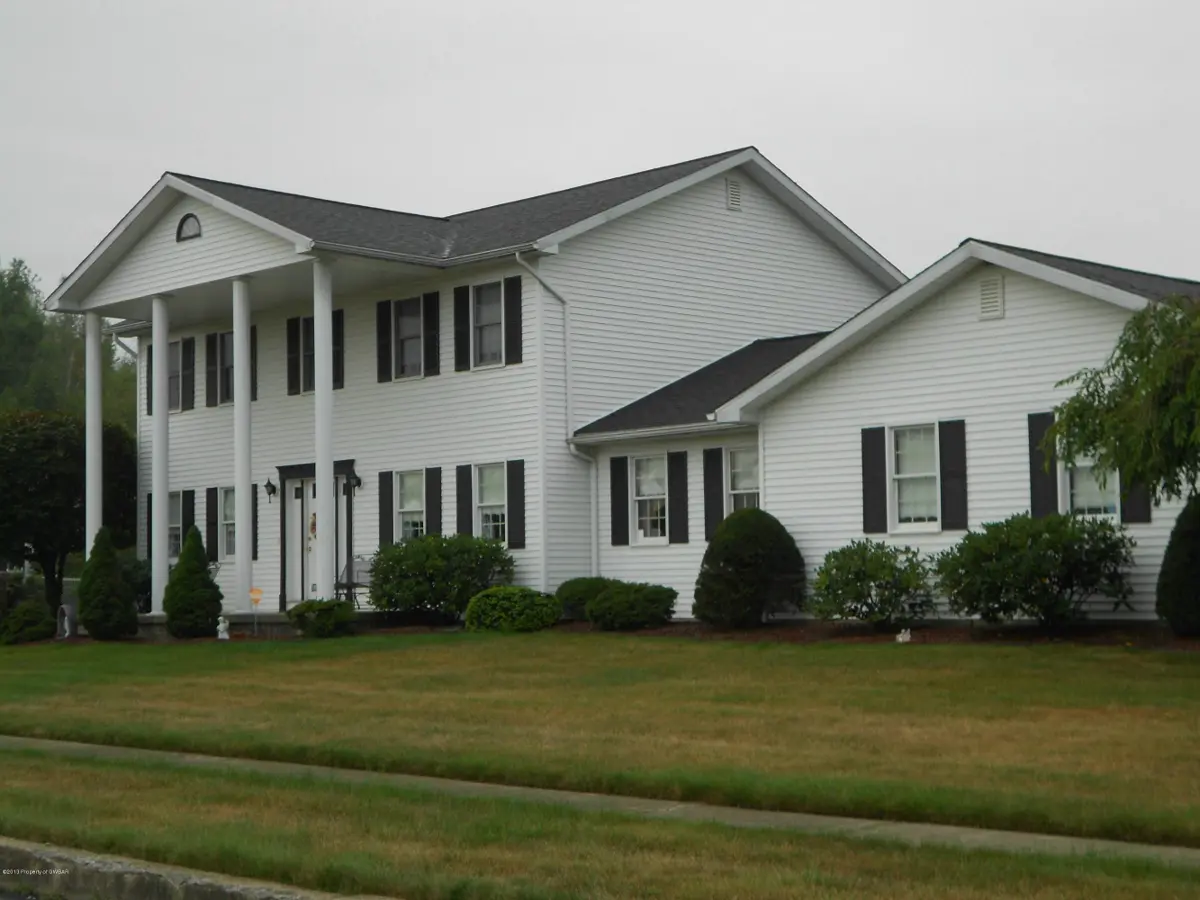 237 SAINT LAWRENCE Drive, Larksville in Larksville