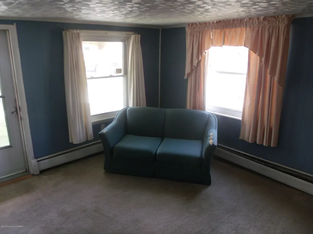 233 HONEY POT Street, Nanticoke in Nanticoke