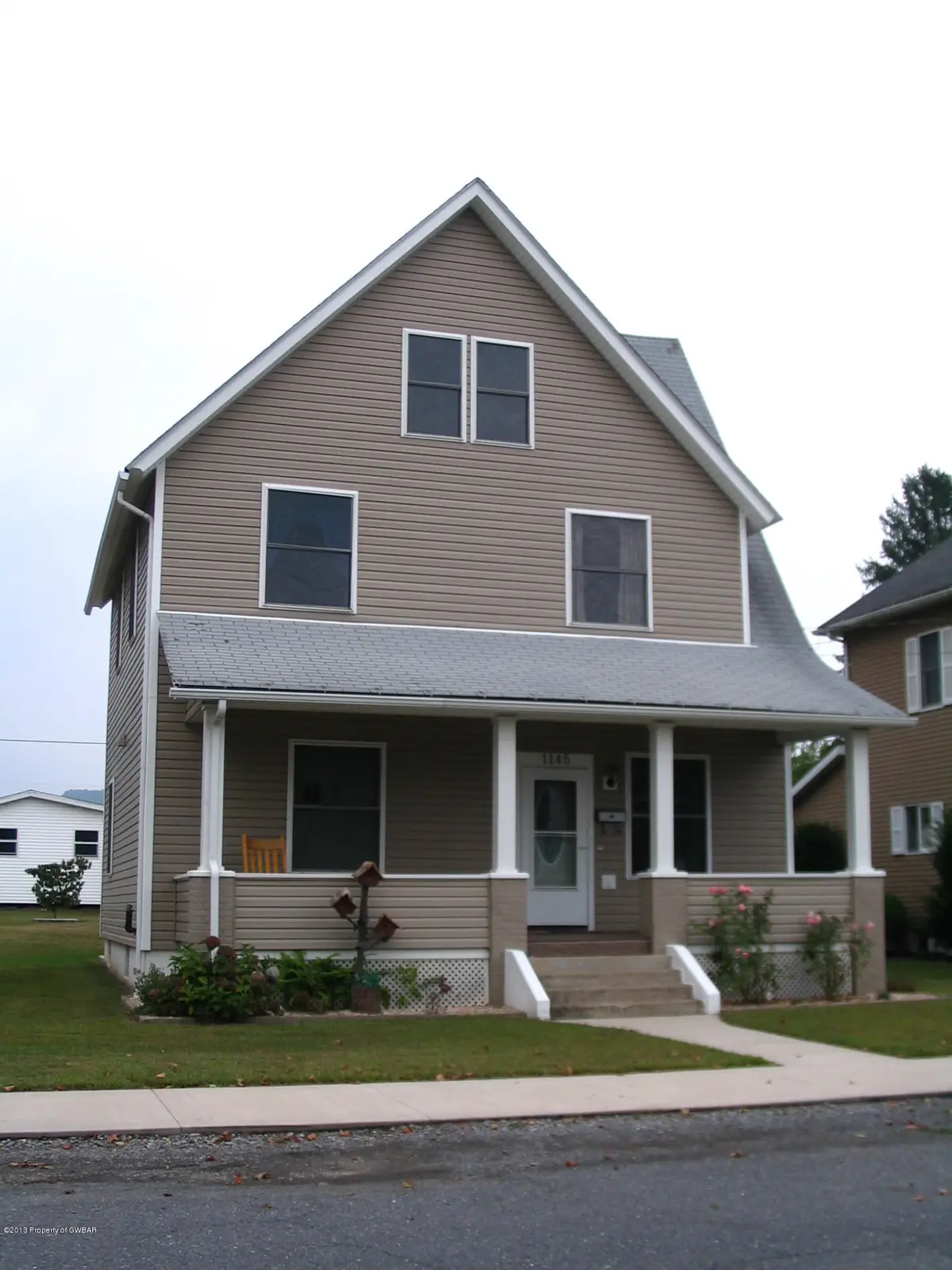 1145 3RD Avenue, Berwick in Berwick