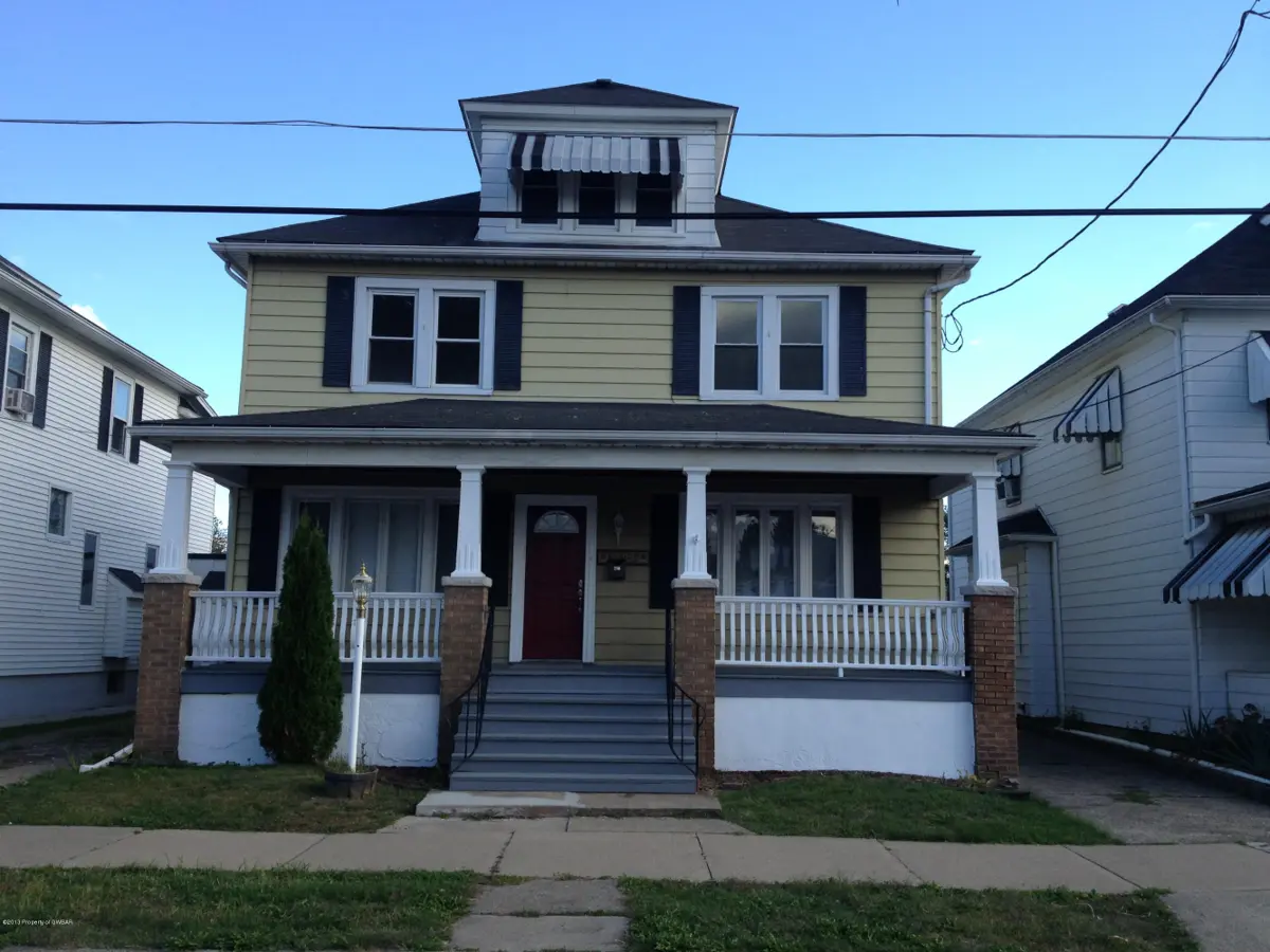 286 LYNDWOOD Avenue, Hanover Township in Hanover Township