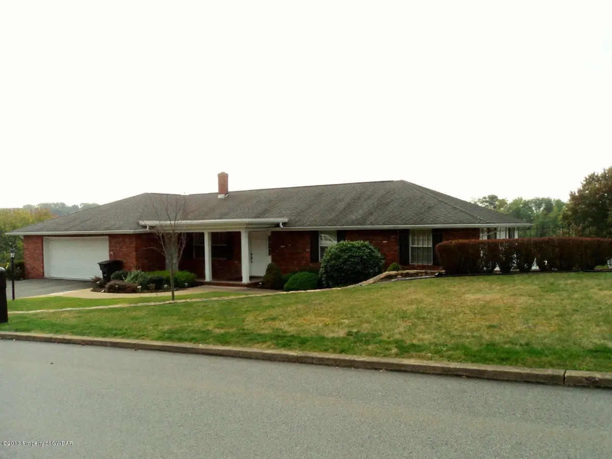 112 LESLIE Lane, Hughestown in Hughestown
