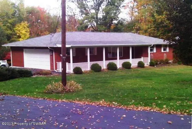 1241 Mountain Road, Shickshinny in Shickshinny
